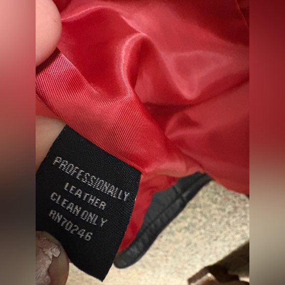 Relativity Men's Black Jacket with Red Lining - Picture 3 of 3